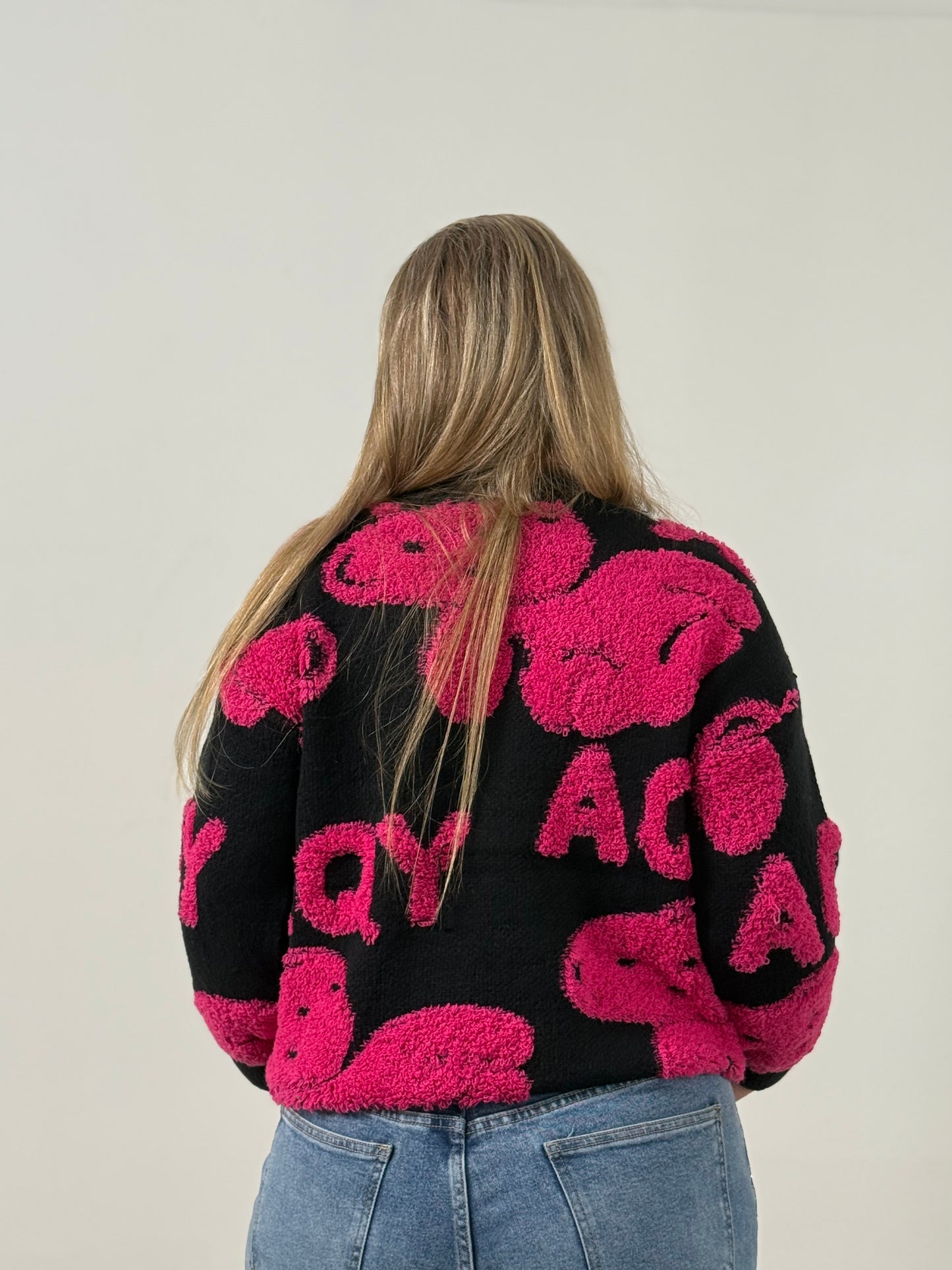 Sweater Tejido Estampado en Relieve – Súper Original y Moderno