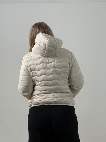 Campera Puffer con Capucha – Súper Abrigada y Liviana