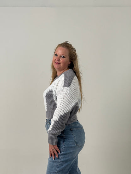 Sweater Crop Tejido Bicolor – Moderno y Súper Canchero