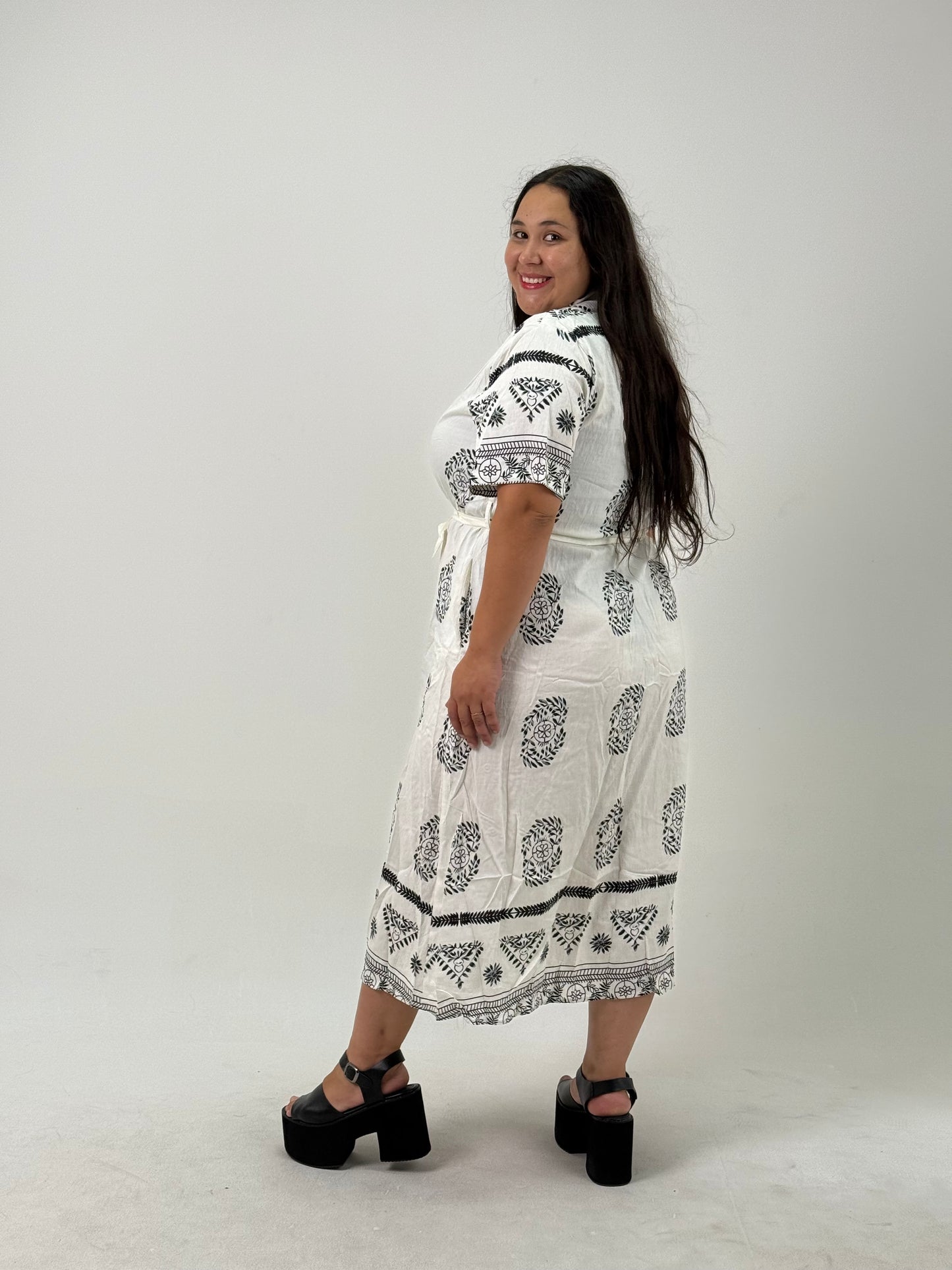 Vestido con Diseño – Blanco