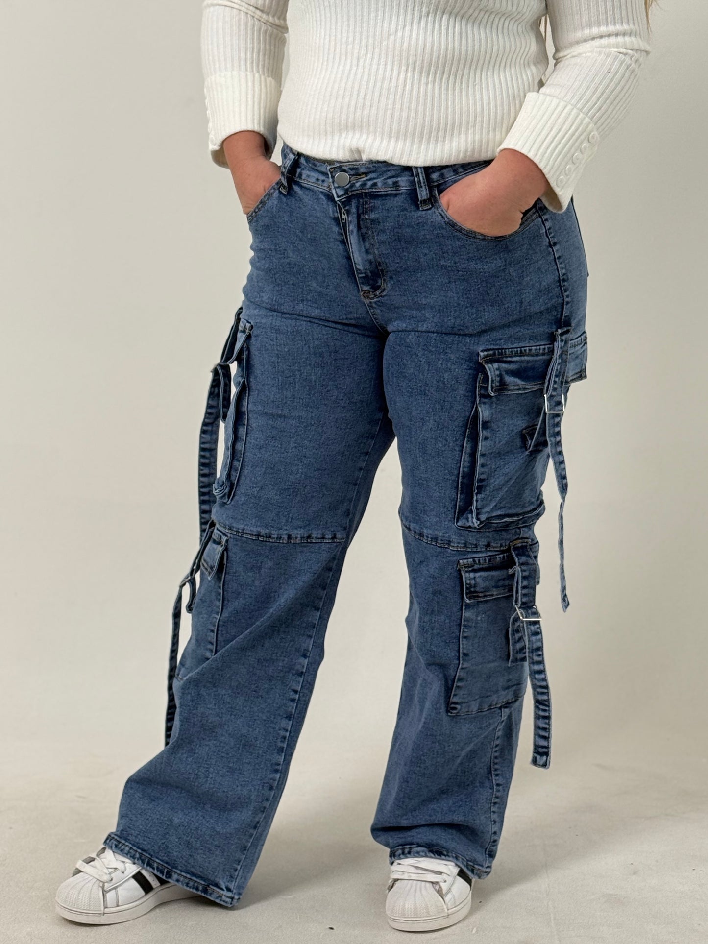 Pantalón Cargo de Mujer – Tiro Alto y Estilo Urbano