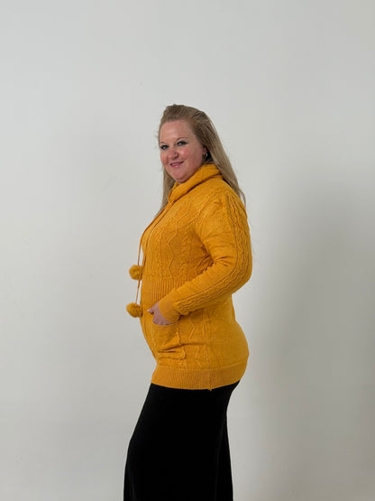 Campera Tejida Amarilla con Cierre y Capucha – Cómoda y Abrigada