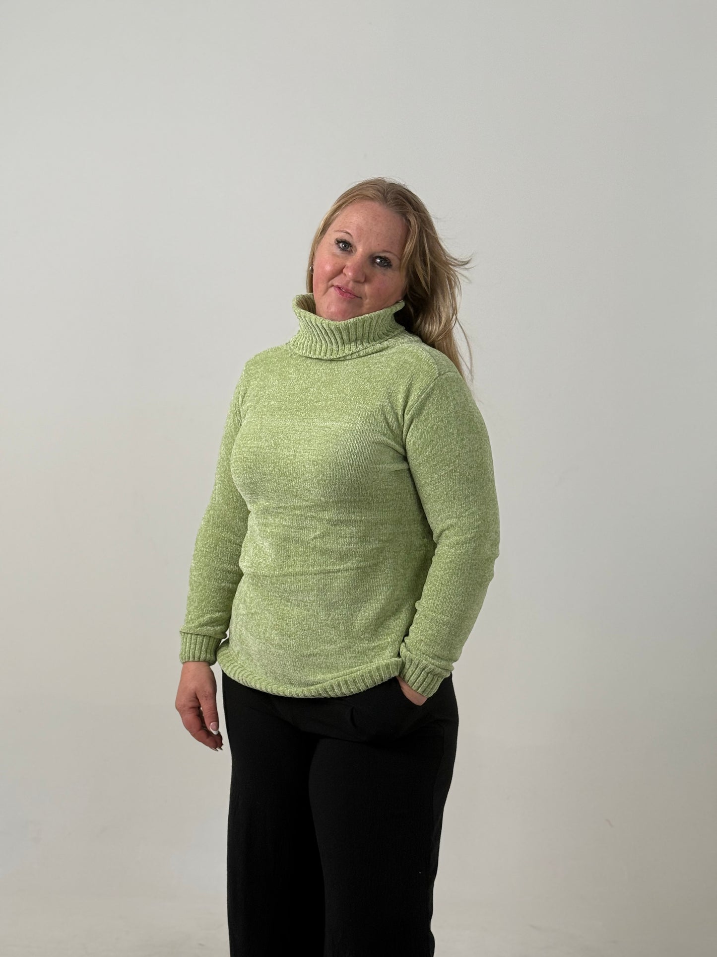 Sweater Tejido Cuello Polera Crudo – Abrigado y Clásico