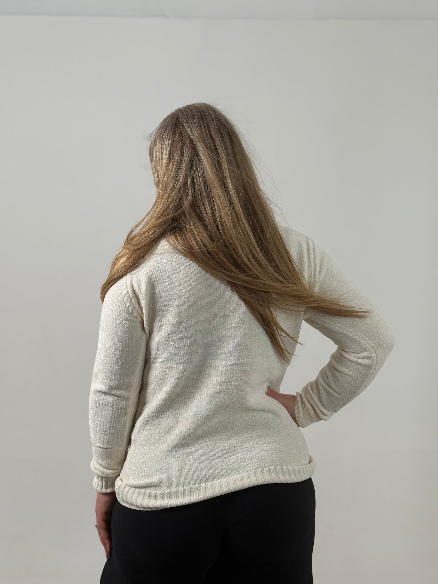 Sweater Tejido Cuello Polera Crudo – Abrigado y Clásico