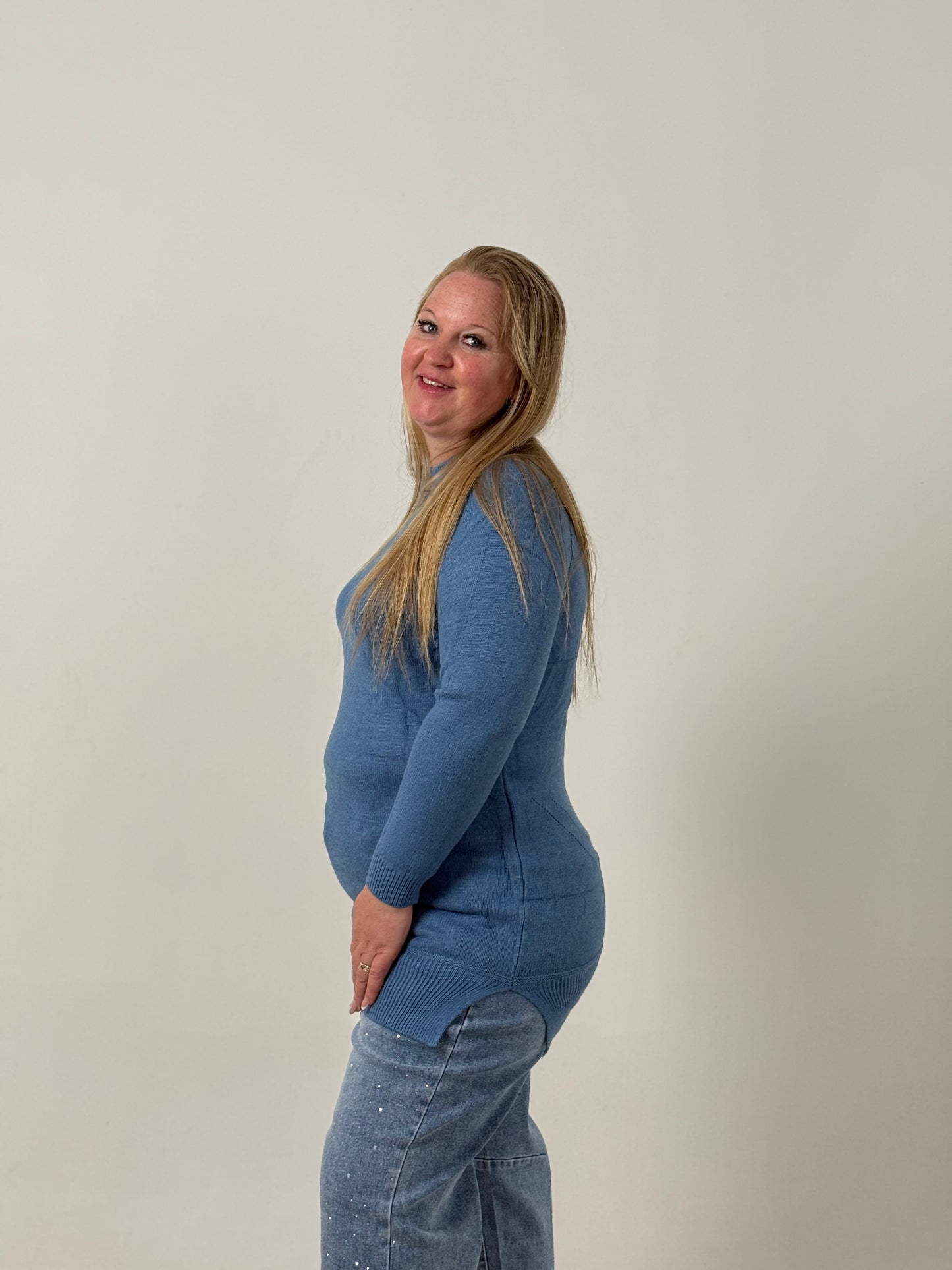 Sweater Largo Tejido Celeste  – Básico, Abrigado y Súper Combinable