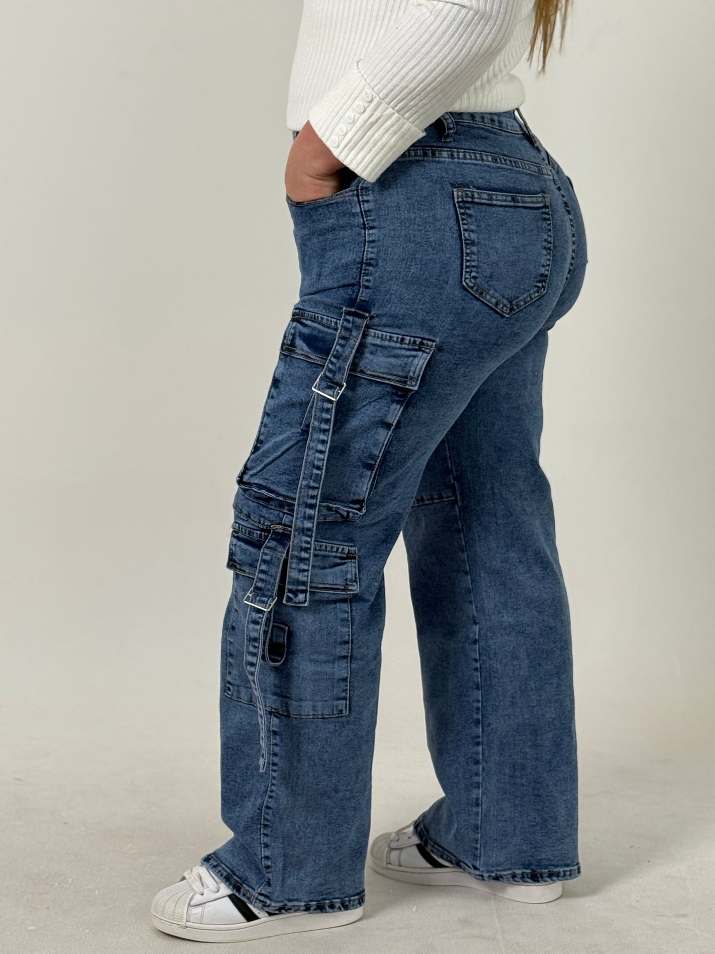 Pantalón Cargo de Mujer – Tiro Alto y Estilo Urbano