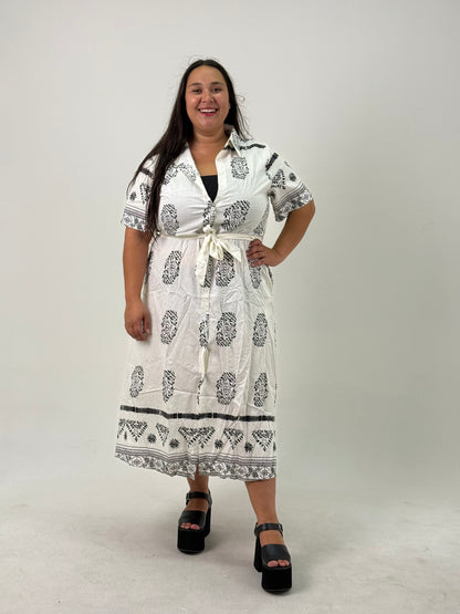 Vestido con Diseño – Blanco